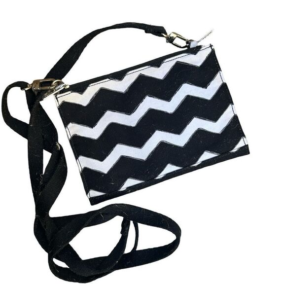 Thirty One Crossbody - Picture 1 of 4